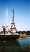 Historique du chef-d'oeuvre de Gustave Eiffel, la Tour Eiffle ainsi que ses ingenieurs, construction, structure, hauteur, poids, matériaux, illuminations, nombre de marches au sommet et vue sont présentés par Paris Sweet Home.